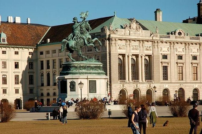 Schoenbrunn Palace Skip-The-Line and Vienna Highlights Private Tour - Belvedere Palace and the final garden views
