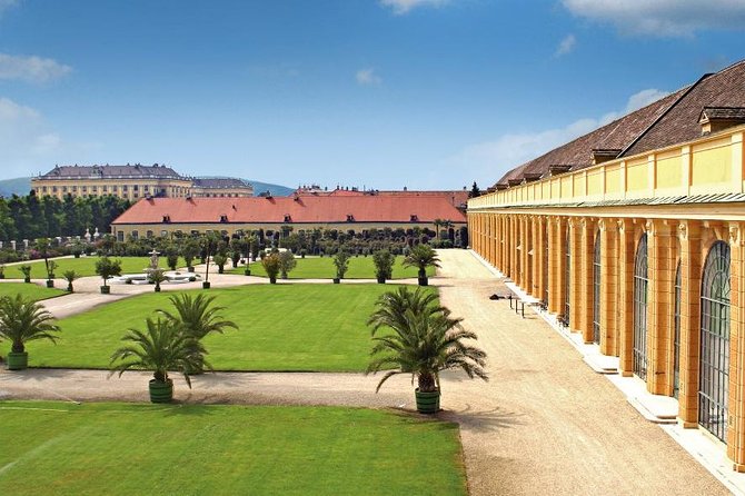 Schönbrunn Palace Concerts in Vienna - Arriving at the Schönbrunn Orangery