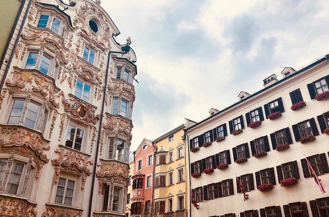 Self-Guided 1,5-hour Tour of Innsbruck: Exciting Stories, Photo Spots & Desserts - Maria-Theresien-Strasse and the end of the walk
