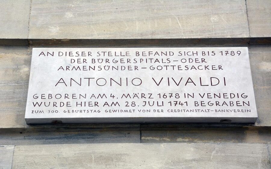 Skip-the-line House of Music Vienna, Mozart, Beethoven Tour - St. Stephen’s Cathedral and its musical connections