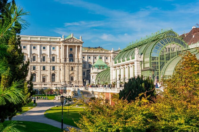 Skip-the-Line Sisi Museum, Hofburg and Gardens Tour Vienna - What the guides add to the experience