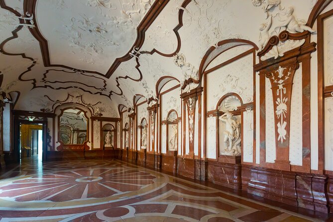 Skip-the-line Upper Belvedere Tickets and Guided Tour Vienna - What $60 buys you