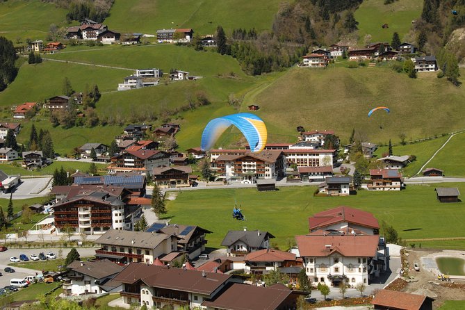 Tandem paragliding in the Stubai Valley near Innsbruck - Fulpmes and the Flight’s Valley Views