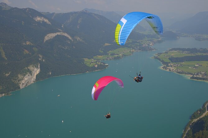 Tandem Paragliding St. Gilgen - Wolfgangsee - Starting at Konrad-Lesiak-Platz in St. Gilgen