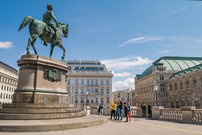 The best of Vienna - Exclusive Tour (Max 9 people) - Graben, Kohlmarkt, and Demel
