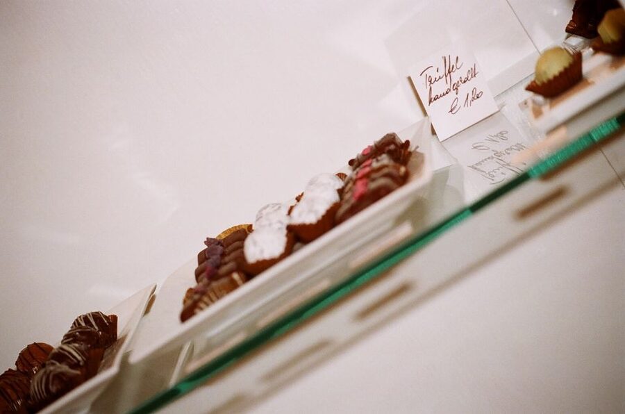 Vienna: 2.5-Hour Viennese Coffee, Cake, and Chocolate Tour - Timing, weather, and practical planning