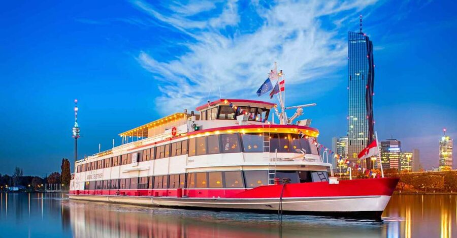 Vienna: 3,5-Hour Danube Cruise "Greek Night" - Key points to know before booking