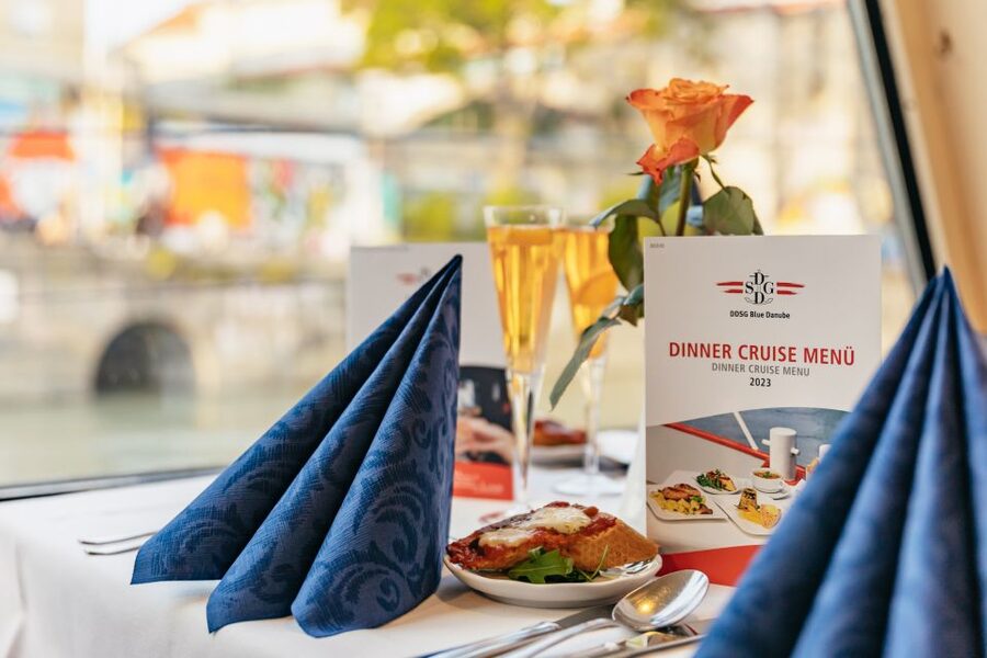 Vienna: 3-Course Evening Dinner Cruise - Families, couples, and small groups
