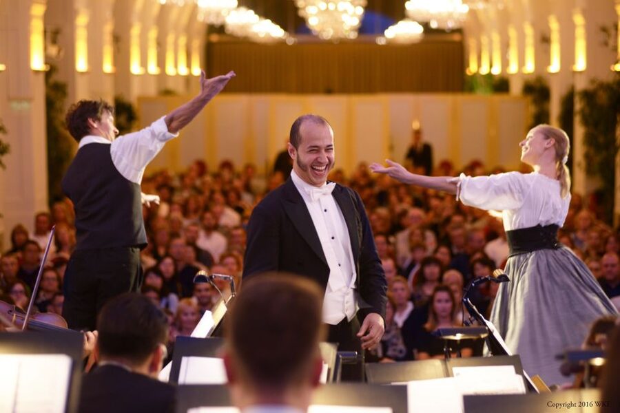 Vienna: After-Hours Schönbrunn Palace Entry & Concert Ticket - Choosing between standard, Category A, and VIP