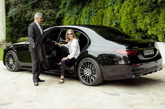 Vienna Airport Private Arrival Transfer - Booking timing and cancellation