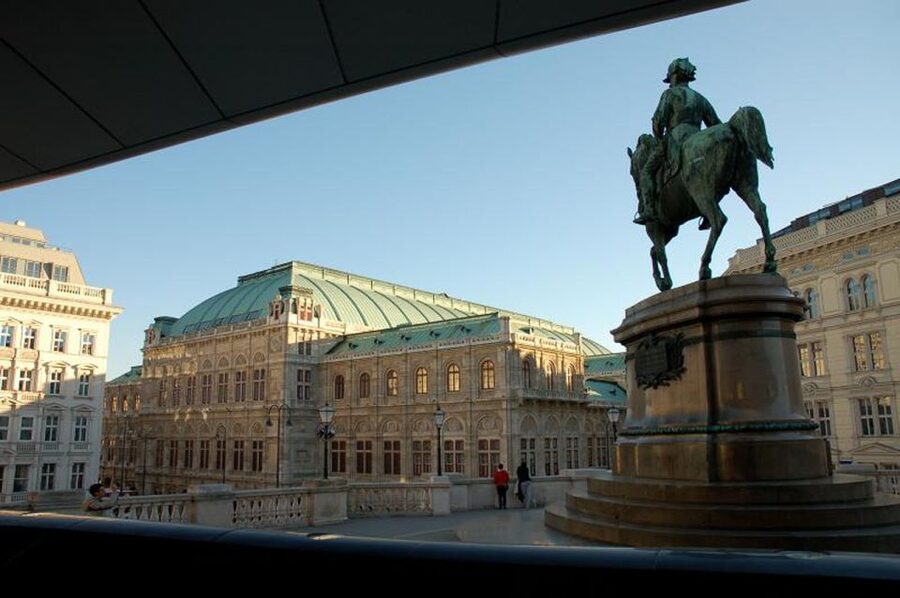 Vienna and Skip-the-Line Schönbrunn Palace Private Tour - Why this private Vienna tour is different