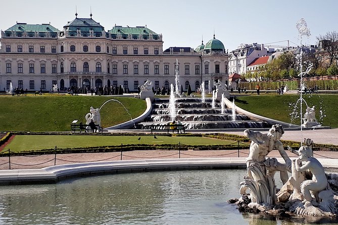 Vienna at First Glance a Private Walking Tour for First Timers - Belvedere Hill and Vienna’s Best Opening View