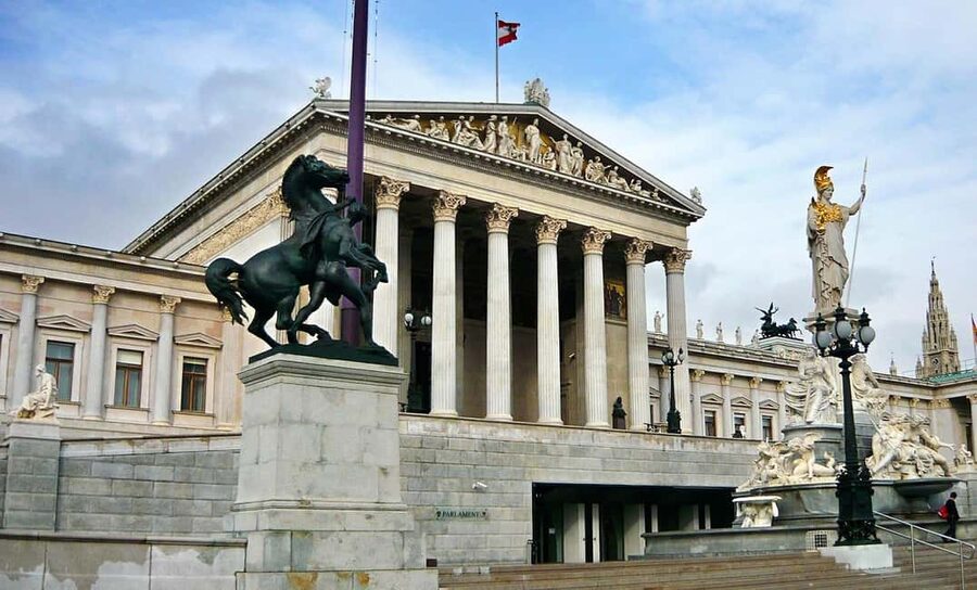 Vienna: Best of Vienna in 2 Hours with a Local - A fast, private way to see Vienna