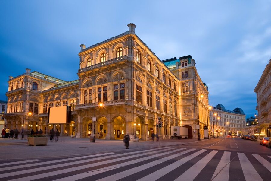 Vienna: Big Bus Hop-On, Hop-Off Tour by Open-Top Bus - Comfort, access, and practical limits