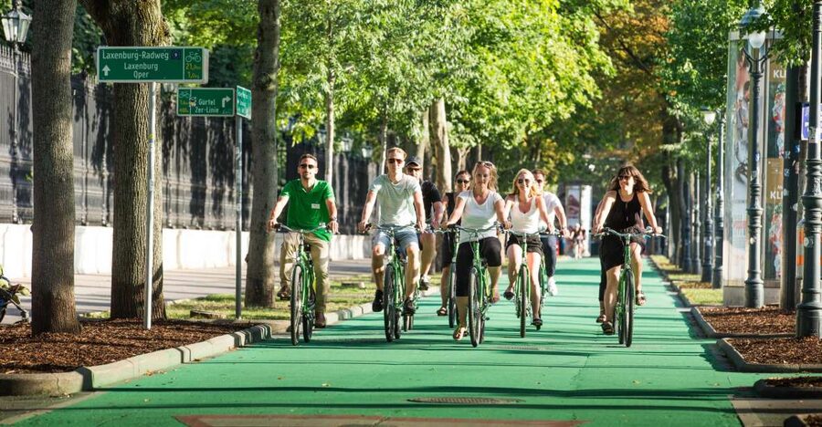 Vienna by Bike 3-Hour All-In-One City Bike Tour in English - Why a bicycle is a smart way to see Vienna