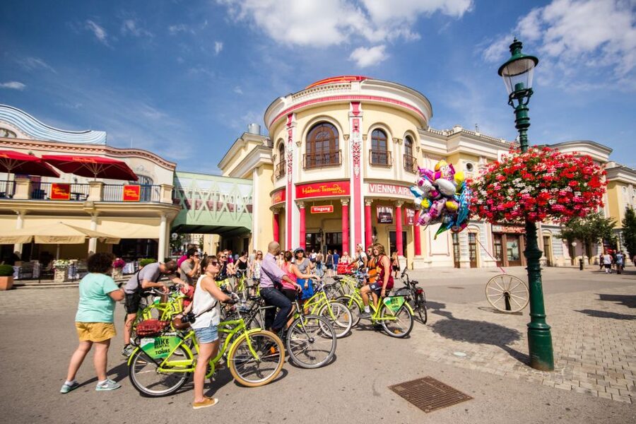 Vienna by Bike 3-Hour All-In-One City Bike Tour in English - Prater Park and the giant Ferris wheel