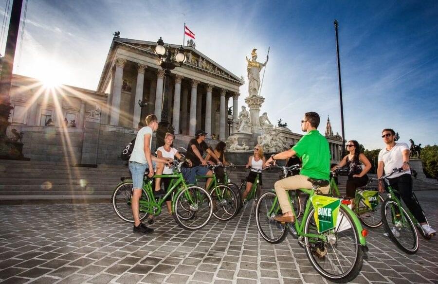 Vienna by Bike 3-Hour All-In-One City Bike Tour in English - Starting at Franz Josefs Kai near Schottenring