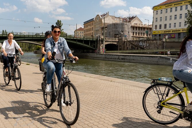 Vienna by bike in small groups max 12pax - Prater and the Danube Canal: Vienna with room to breathe