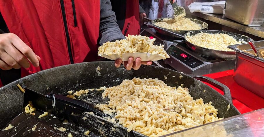 Vienna: Christmas Market Food and Drinks Tour - Practical preparation for a cold market afternoon