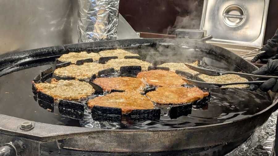 Vienna: Christmas Market Food and Drinks Tour - The food: from Käsespätzle to Kaiserschmarrn
