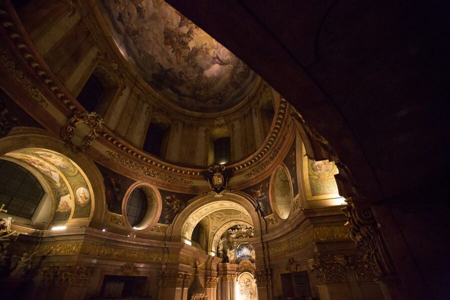 Vienna: Christmas & New Year's Concert in St. Peter's Church - A compact program of familiar composers