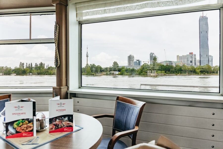Vienna: City Cruise with Optional Lunch - Is the optional lunch worth the price?