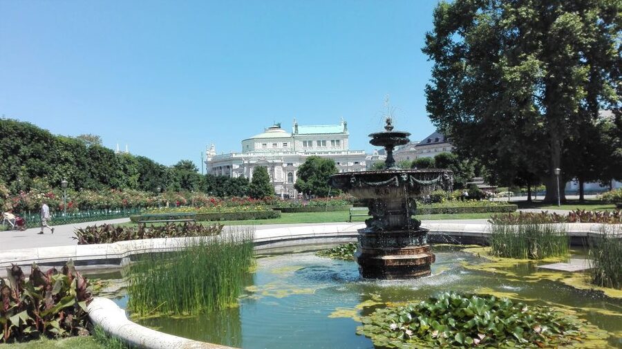 Vienna: City Highlights Guided Walking Tour & Old Town - Palace gardens and 3,000 rose bushes