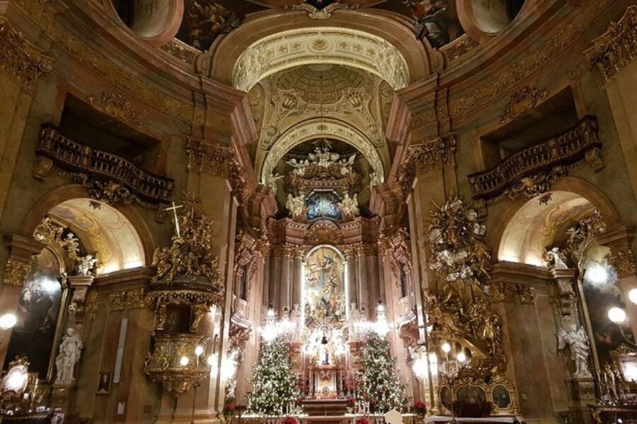 Vienna: Classic Ensemble Vienna in St. Peter's Church Ticket - Booking and planning advice