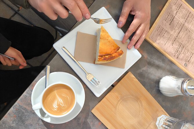 Vienna Coffee Paths - Naschmarkt and the First Taste