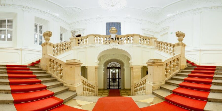 Vienna: Concert by the Vienna Baroque Orchestra - Entering Palais Schönborn-Batthány