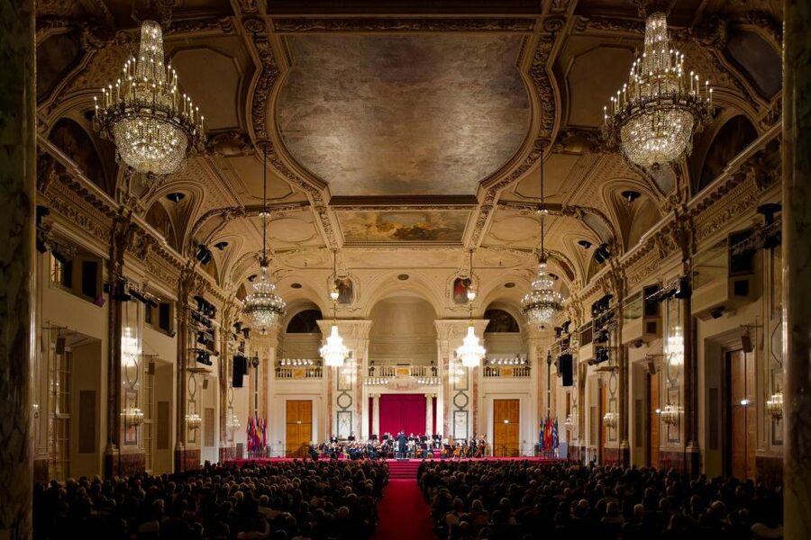 Vienna: Concert Tickets for Vienna Hofburg Orchestra - What the Vienna Hofburg Orchestra concert feels like