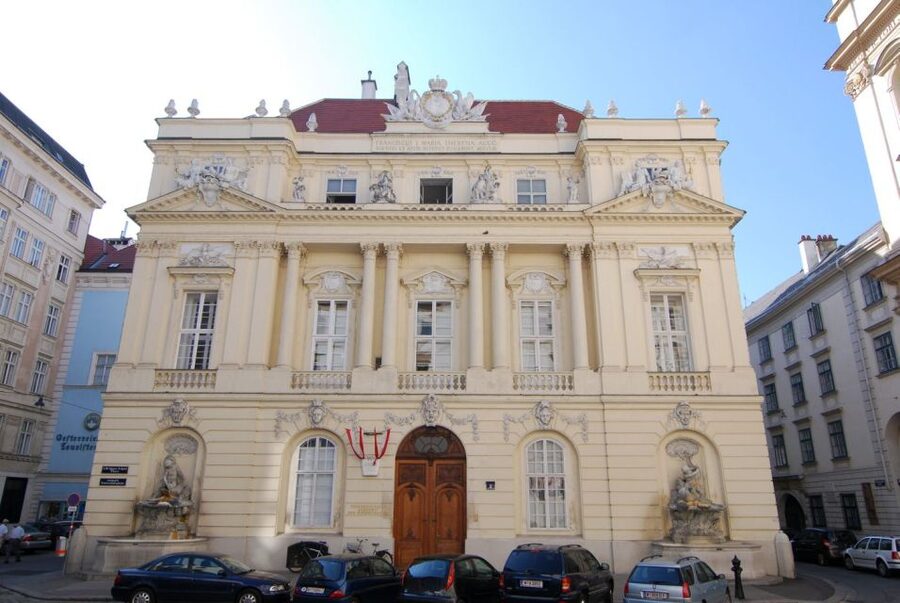 Vienna: Courtyards & Hidden Places Walking Tour - Ballgasse and the stories behind old streets