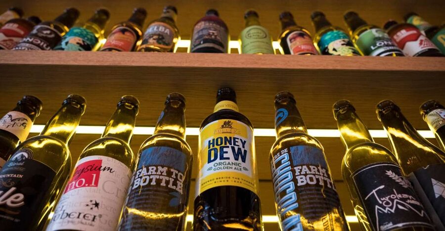 Vienna: Craft Beer Tasting Experience with Local Snacks - Key points at a glance