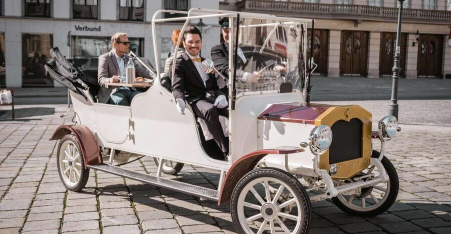 Vienna: Culinary Sightseeing Tour in an Electric Vintage Car - Key points at a glance
