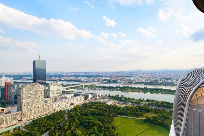 Vienna Danube Tower - How long should you plan to stay?