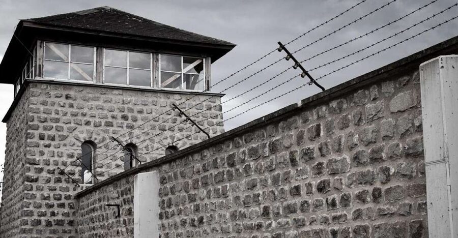 Vienna: Day Trip to Mauthausen Concentration Camp Memorial - Entering the former SS camp