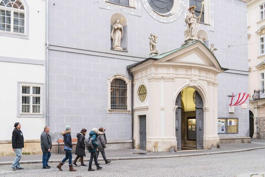 Vienna: Educational Walk Exploring Homelessness - What you are paying for at $29