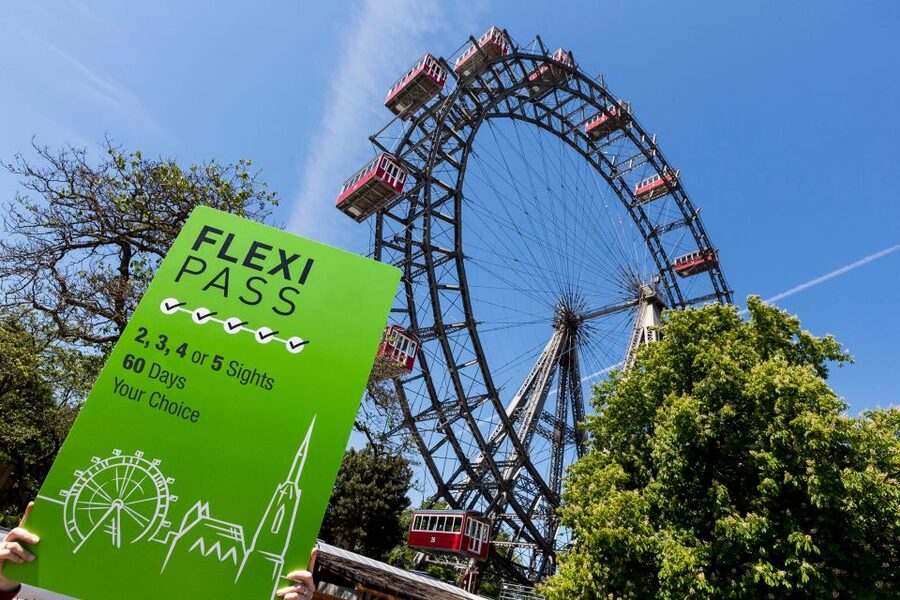 Vienna FLEXI Pass: Choose from 70+ Top Sights in one Ticket - Using the 72-hour hop-on hop-off bus