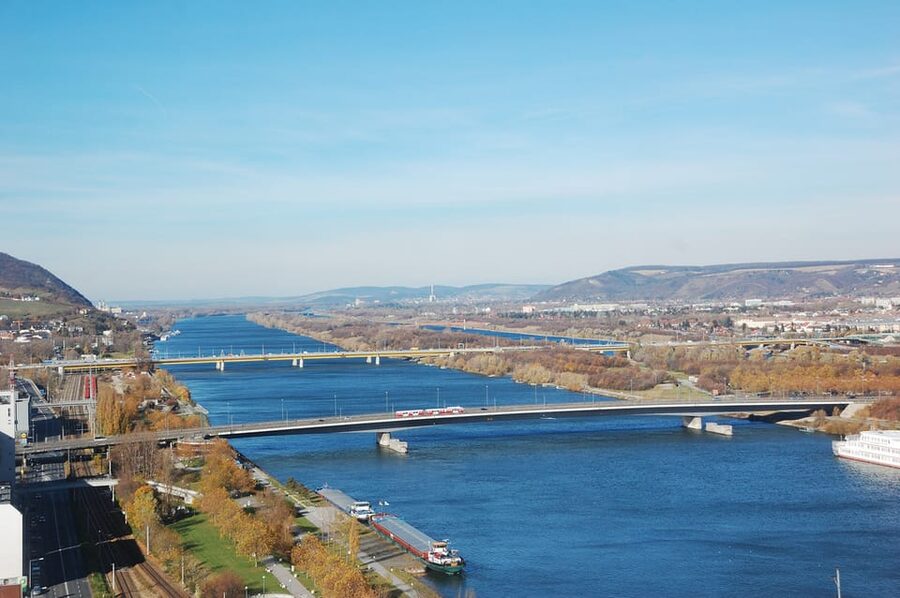 Vienna Full Day Tour from Prague - Is a Prague to Vienna day trip worth the long ride?