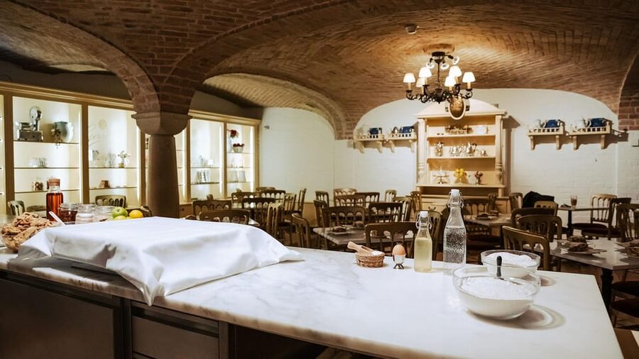 Vienna: Gerstner KuK Hofzuckerbäcker Baking Show & Tasting - Should you book the Gerstner strudel show?