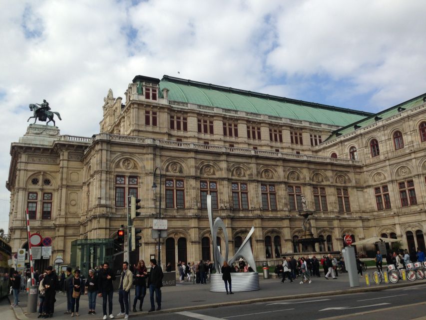 Vienna: Guided E-Bike Tour - Why an e-bike works well in central Vienna