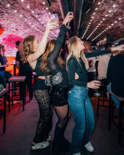 Vienna: Guided Pub Crawl with Club Entry - Who should book this Vienna pub crawl?