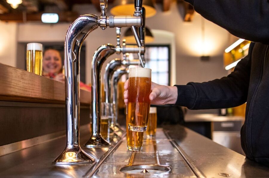 Vienna: Guided tour of the Ottakringer brewery - Ottakringer’s history and beer range