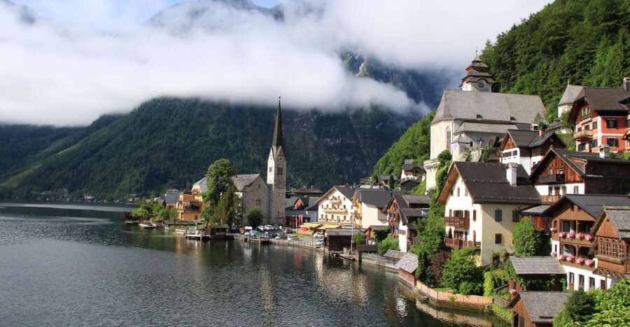 Vienna: Hallstatt & Alpine Peaks Day Trip with Admont Abbey - The morning ride through Styria