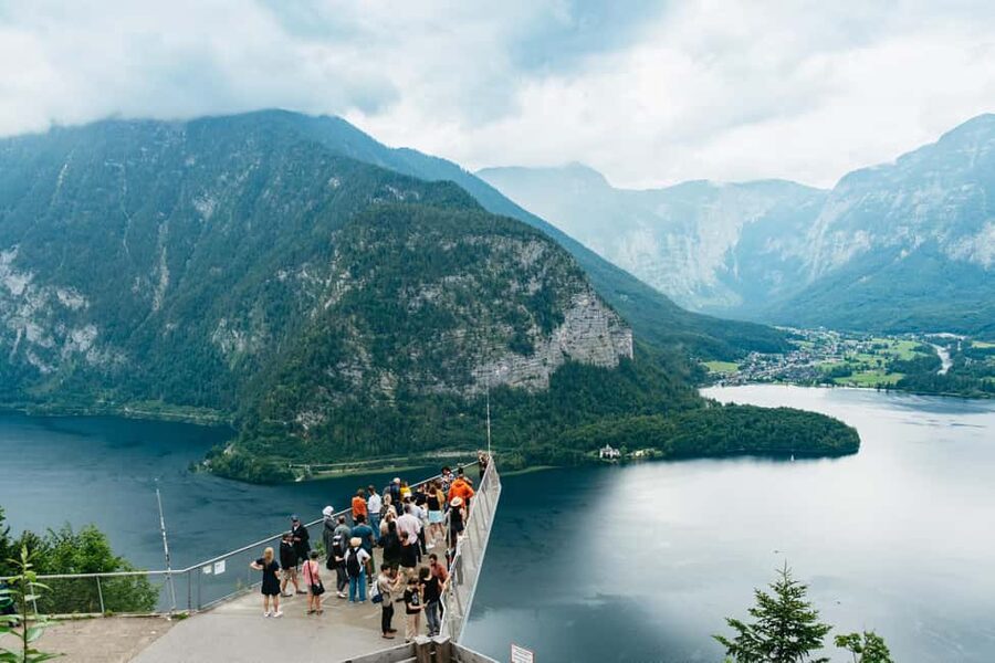 Vienna: Hallstatt & Alpine Peaks Day Trip with Skywalk Lift - The long ride through Austria