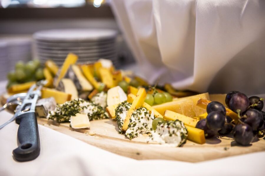Vienna: Heurigen Cruise with Viennese Songs and Buffet - Who will enjoy this Vienna cruise most?