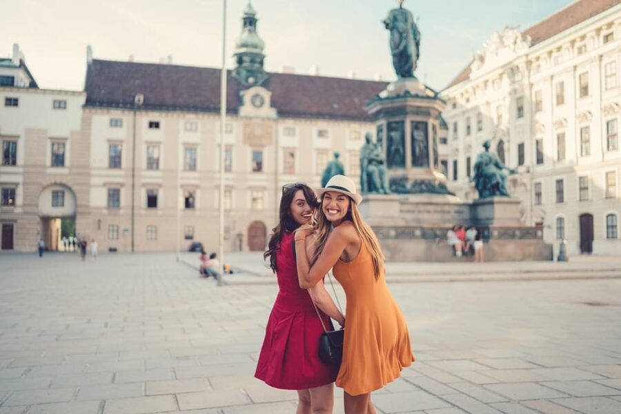 Vienna: Highlights Private Tour, Palaces & Sacher Cake - Spanish Riding School and Roman Vienna