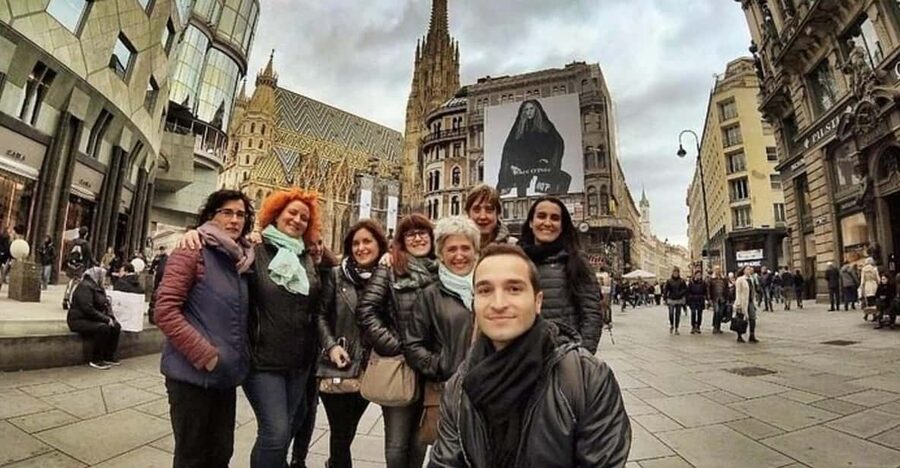 Vienna: Highlights Walking Tour with a Local Guide - Maria-Theresien-Platz and the twin museums