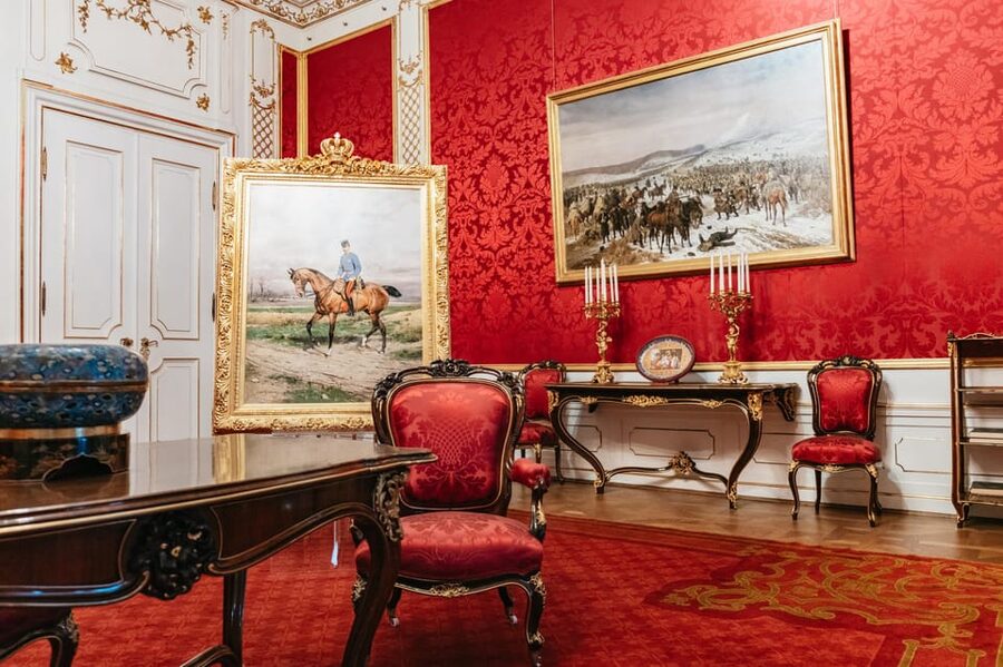 Vienna: Hofburg and Empress Sisi Museum Guided Tour - The Augustinian Church and Habsburg weddings