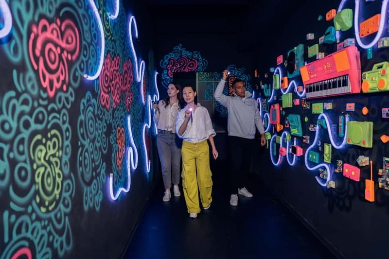 Vienna: IKONO VIENNA Immersive Experience Ticket - Accessibility and practical planning